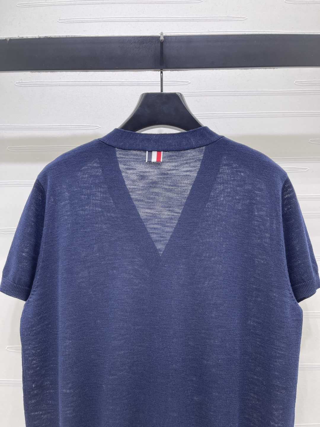 Women's short sleeves